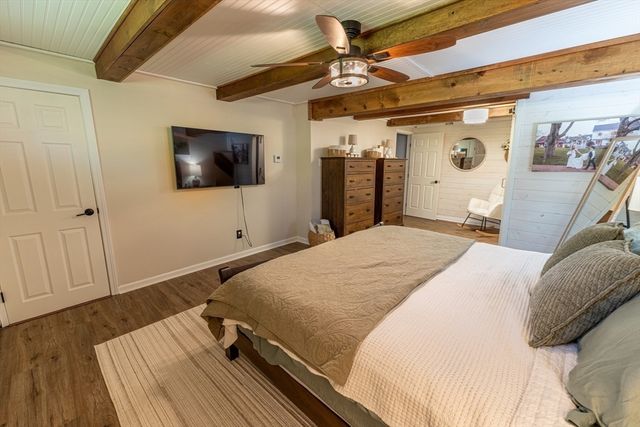 75 Fairview Park Rd, Sturbridge, MA 01566