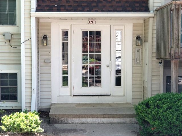 1217 W River Road N D1, Elyria, OH 44035