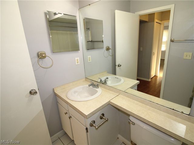 1217 W River Road N D1, Elyria, OH 44035