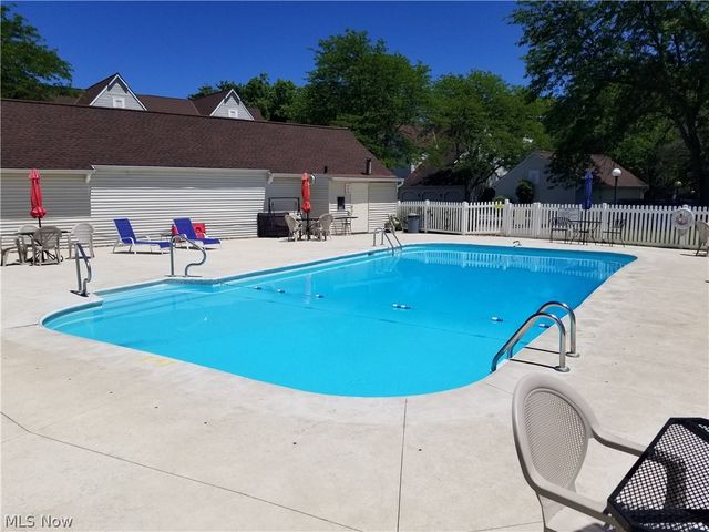 1217 W River Road N D1, Elyria, OH 44035