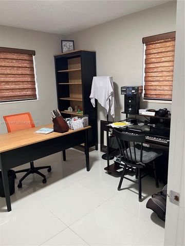 20125 SW 106th Ave, Cutler Bay, FL 33189