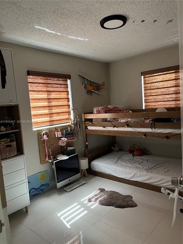 20125 SW 106th Ave, Cutler Bay, FL 33189