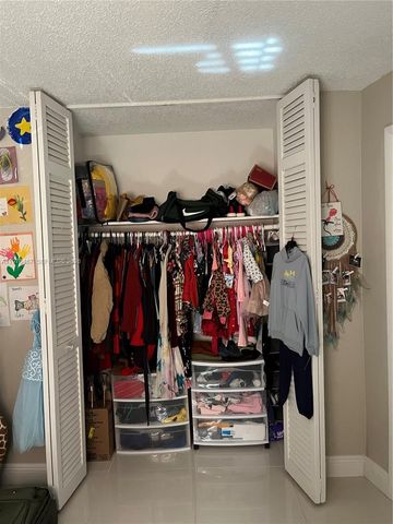 20125 SW 106th Ave, Cutler Bay, FL 33189