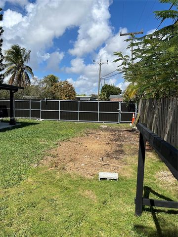 20125 SW 106th Ave, Cutler Bay, FL 33189