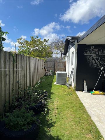 20125 SW 106th Ave, Cutler Bay, FL 33189