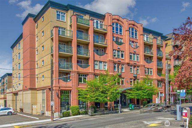 123 Queen Anne Avenue N #305, Seattle, WA 98109