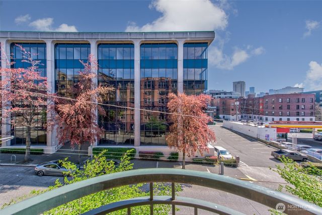 123 Queen Anne Avenue N #305, Seattle, WA 98109