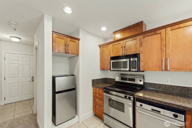 123 Queen Anne Avenue N #305, Seattle, WA 98109