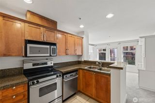 123 Queen Anne Avenue N #305, Seattle, WA 98109