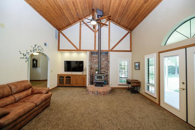 22651 Tinnin Rd., Manteca, CA 95337