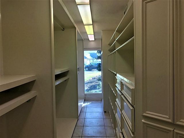 8303 Acapulco Cove Drive, Humble, TX 77346