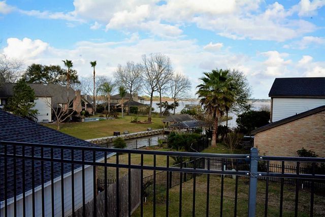 8303 Acapulco Cove Drive, Humble, TX 77346