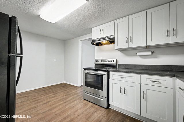 8897 BRONSON Lane, Jacksonville, FL 32219