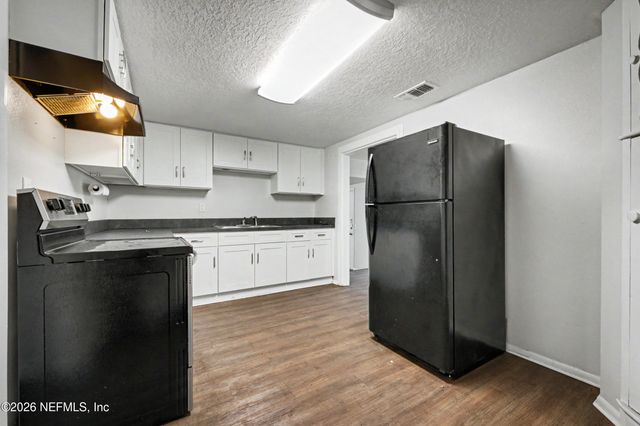 8897 BRONSON Lane, Jacksonville, FL 32219