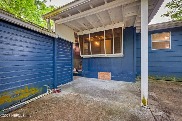 8897 BRONSON Lane, Jacksonville, FL 32219