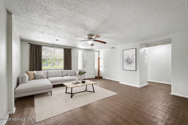 8897 BRONSON Lane, Jacksonville, FL 32219