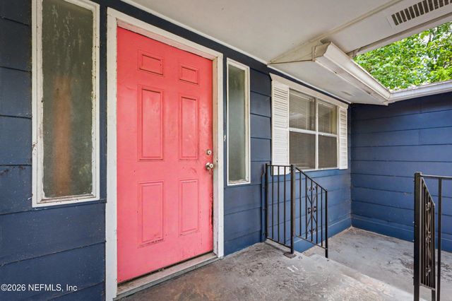 8897 BRONSON Lane, Jacksonville, FL 32219