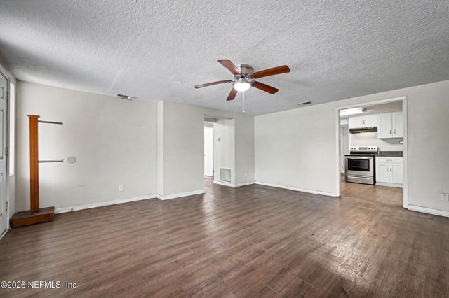 8897 BRONSON Lane, Jacksonville, FL 32219