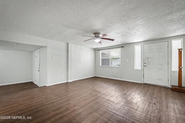 8897 BRONSON Lane, Jacksonville, FL 32219