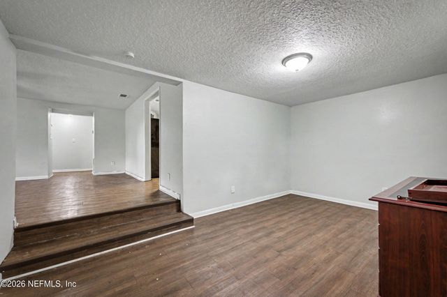 8897 BRONSON Lane, Jacksonville, FL 32219