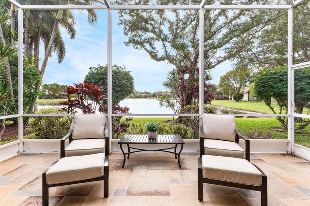 8672 Via Avellino, Lake Worth, FL 33467