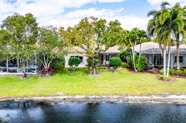 8672 Via Avellino, Lake Worth, FL 33467