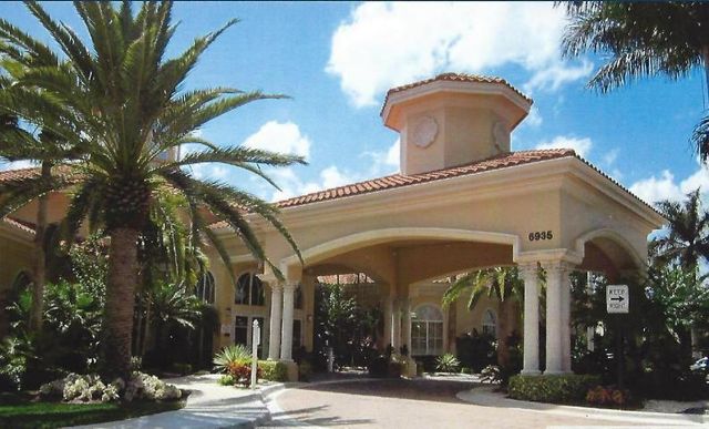 8672 Via Avellino, Lake Worth, FL 33467
