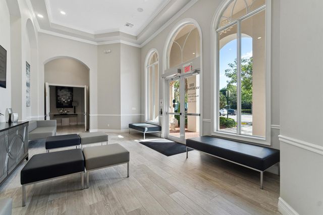 8672 Via Avellino, Lake Worth, FL 33467