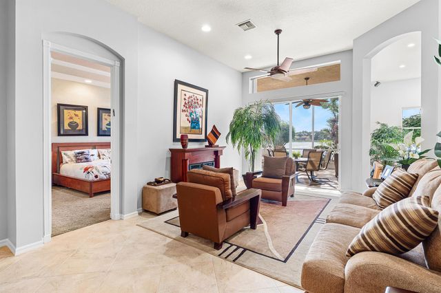 8672 Via Avellino, Lake Worth, FL 33467