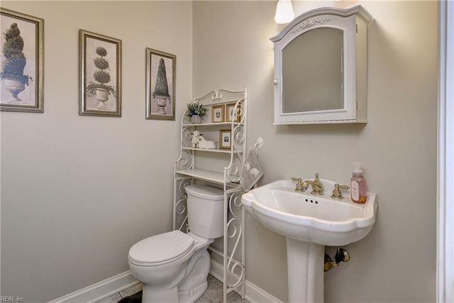 3780 Captain Wynne DR, Williamsburg, VA 23185