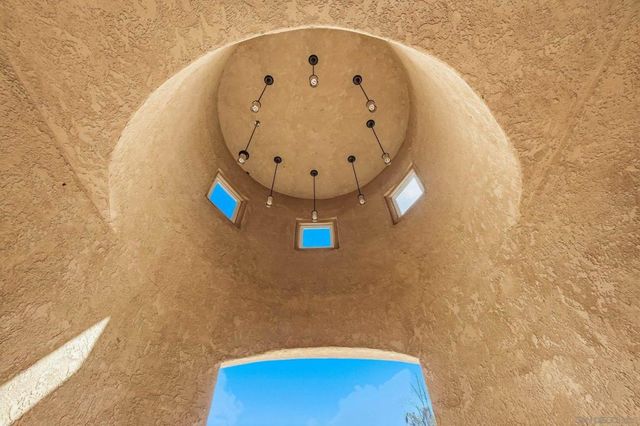 2043 Camino De Reimitz, Alpine, CA 91901