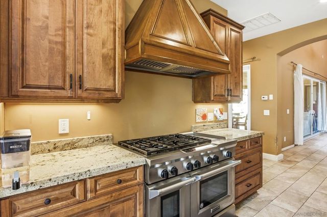 2043 Camino De Reimitz, Alpine, CA 91901