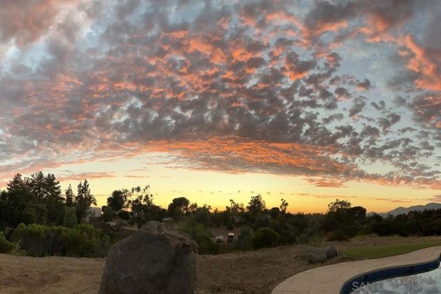 2043 Camino De Reimitz, Alpine, CA 91901