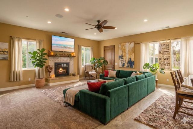 2043 Camino De Reimitz, Alpine, CA 91901