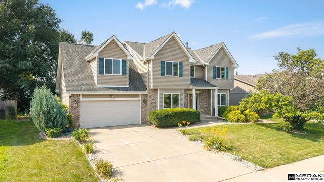 10573 Curtis Avenue, Omaha, NE 68134