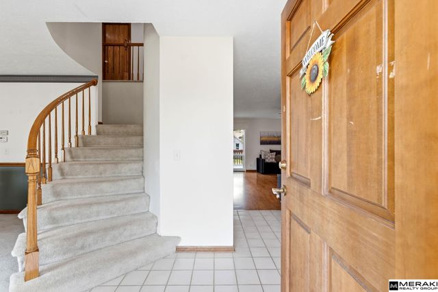 10573 Curtis Avenue, Omaha, NE 68134