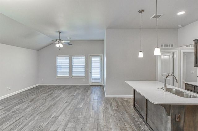 3313 Mount Nebo Drive, Yukon, OK 73099