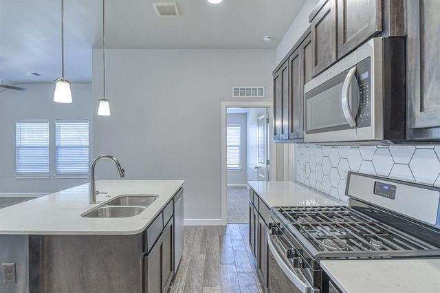 3313 Mount Nebo Drive, Yukon, OK 73099