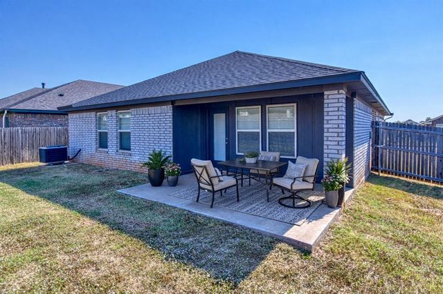 3313 Mount Nebo Drive, Yukon, OK 73099