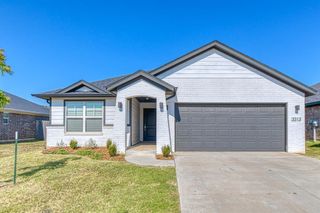 3313 Mount Nebo Drive, Yukon, OK 73099