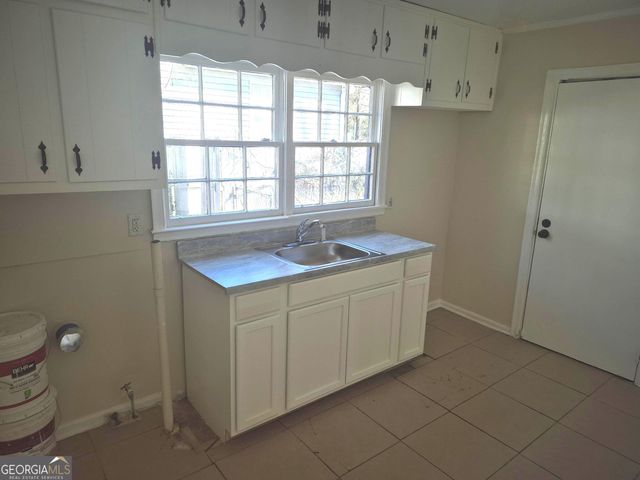 2190 Jernigan Drive SE, Atlanta, GA 30315