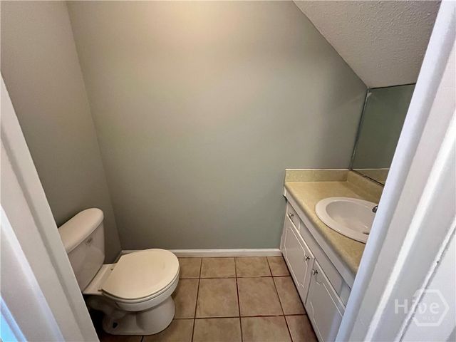 527 Tibet Avenue 3, Savannah, GA 31406