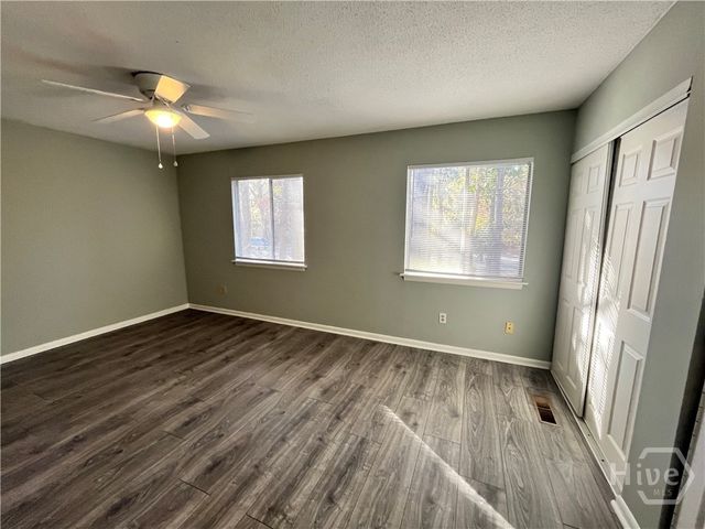 527 Tibet Avenue 3, Savannah, GA 31406