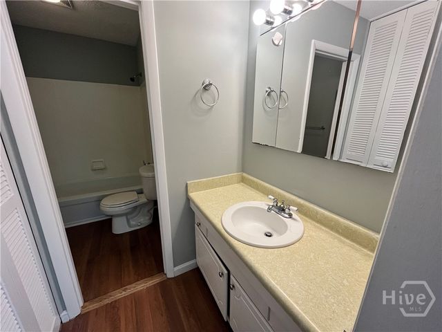 527 Tibet Avenue 3, Savannah, GA 31406