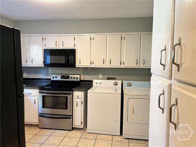 527 Tibet Avenue 3, Savannah, GA 31406