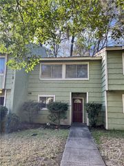527 Tibet Avenue 3, Savannah, GA 31406