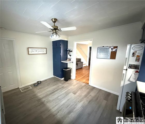 48 Pound Street, Lockport City, NY 14094