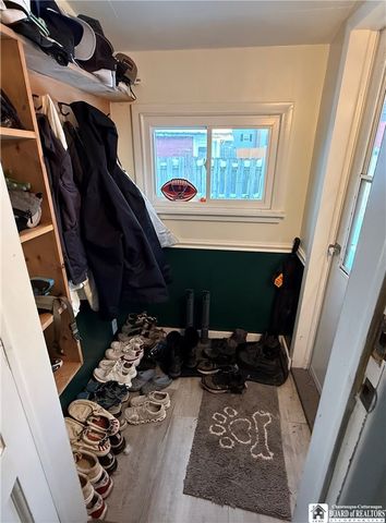 48 Pound Street, Lockport City, NY 14094