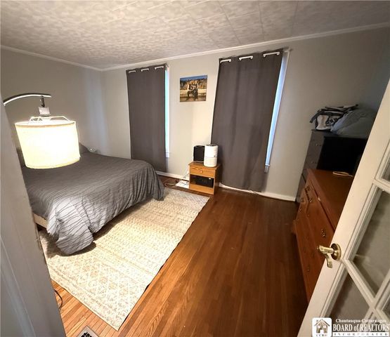 48 Pound Street, Lockport City, NY 14094