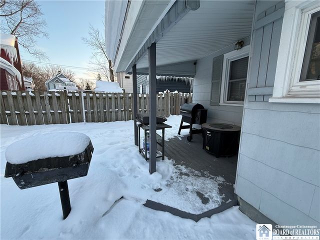 48 Pound Street, Lockport City, NY 14094